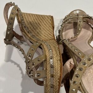 Vince Camuto Spiked, Tan, Patent Leather, Wedge Heels‎ - Size 7.5
